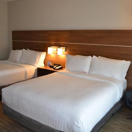 Holiday Inn Express & Suites - Charlotte Ne - University Area By Ihg Exterior foto