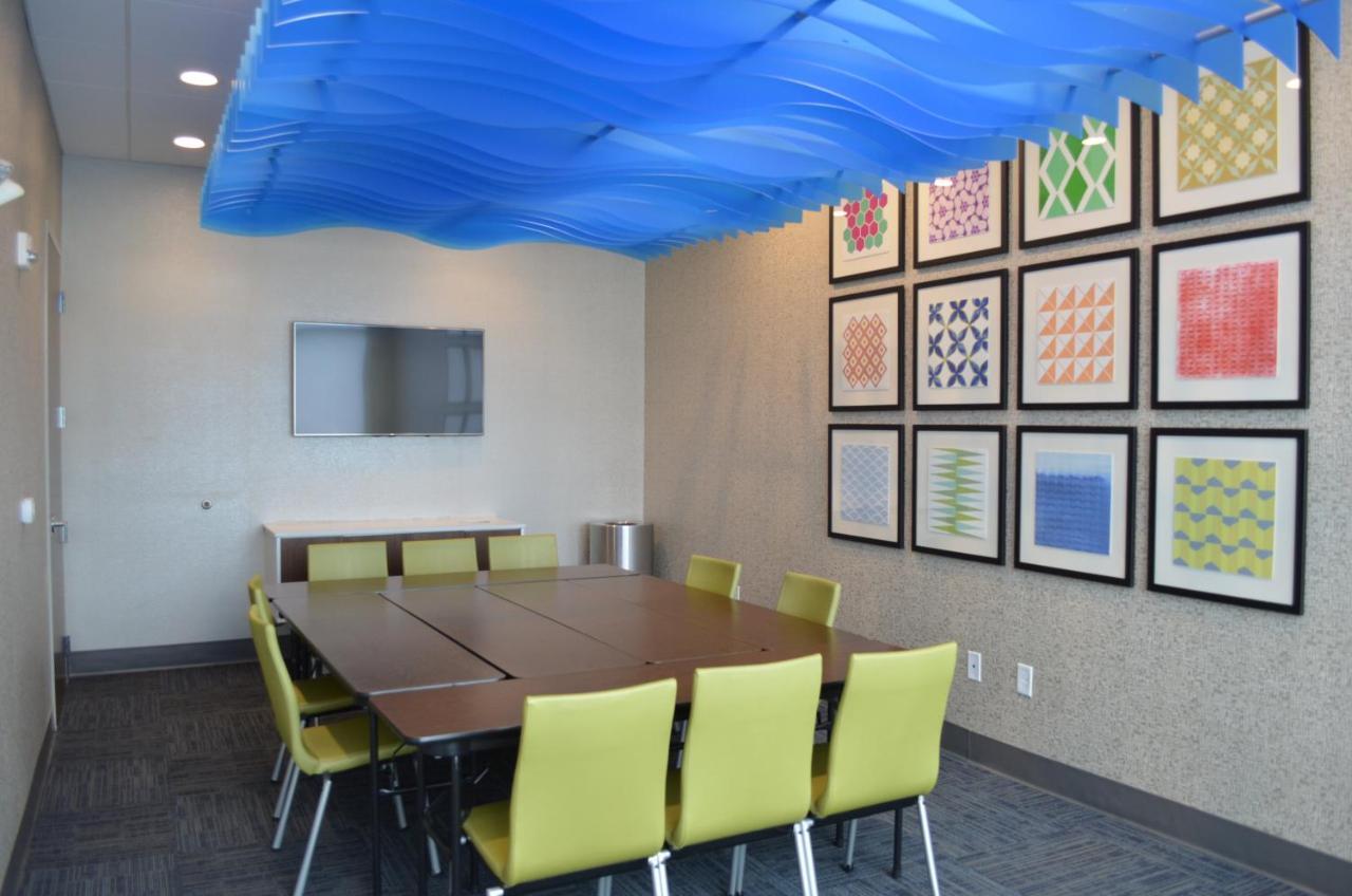 Holiday Inn Express & Suites - Charlotte Ne - University Area By Ihg Exterior foto